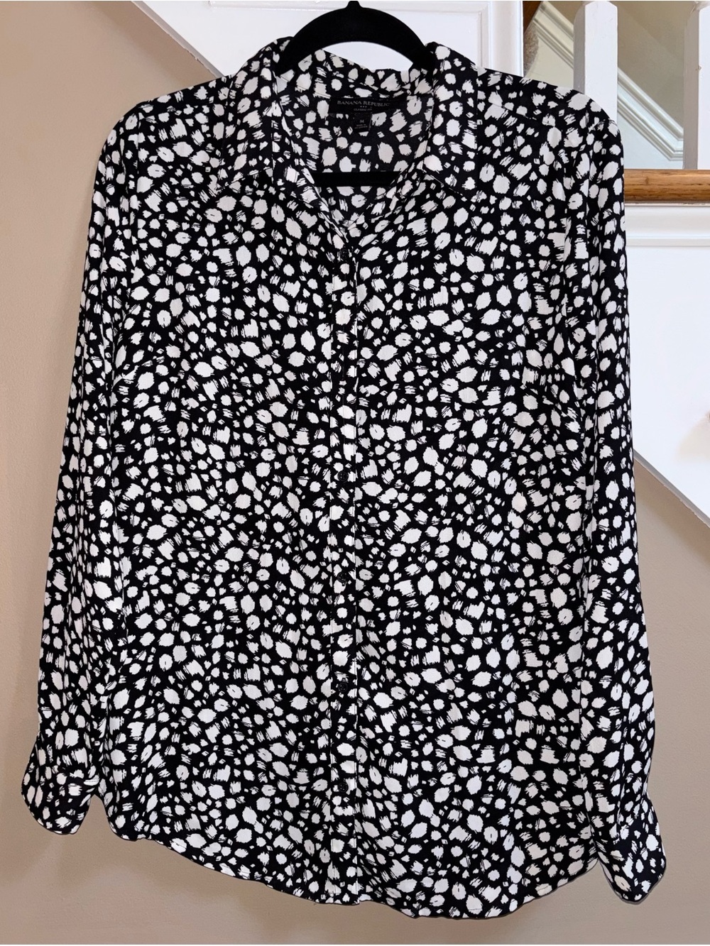 Banana Republic Animal Print Blouse size Medium